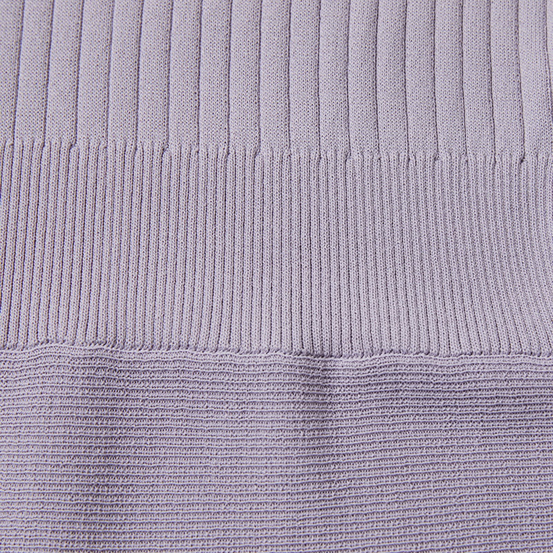 ML2242 Gebreide jurk met verlengde polohals, enkele knop en korte mouwen aan de zijkant ML2242 Gebreide jurk met verlengde polohals, enkele knop en korte mouwen aan de zijkant